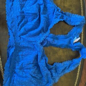 Racerback Bralette Vibrant Blue